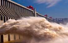 美国研究三峡大坝 居然得出这么个结论（抹黑中国）