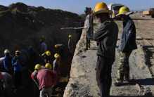 在非洲一年能赚几十万 为啥回国就不愿意去（非洲打工）