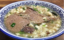 陕西十大特色美食：臊子面居第四，肉夹馍排第一