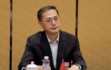 全国政协委员周世虹称 应取消一人犯罪牵连家属的规定，引起热议