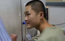 河北小伙喝下百草枯 居然还能吃能睡（农药伤害）