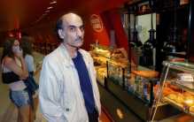 整个宇宙最牛的钉子户 机场生活17年成为百万富翁（梦幻生活）