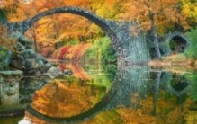 世界上最漂亮的拱桥魔鬼桥：从魔鬼手里骗来的德国拉科茨桥