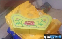 老人活着为自己办一场葬礼 子女挨个问开心吗(热闹非凡)