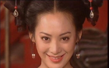 记载秦始皇后宫万余人 为何终身未立皇后（不符合要求）