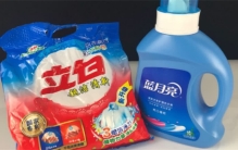 洗衣液和洗衣粉那个好 看看这些就知道（清洁衣服）