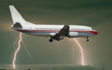 地震发生的时候 在飞机上就安全吗（地震躲避）