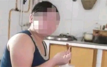 女子为了减肥不吃碳水 身体居然变成这样（强制减肥）