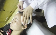 90后女子注射六针玻尿酸 居然导致残疾（过度医美）