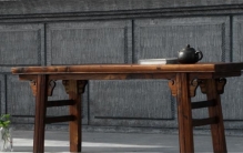 古人房中的春凳 到底有什么作用（椿木做的凳子）