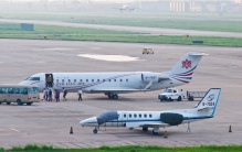 飞机落地中转 为啥一定要让乘客下去（飞机中转）