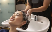 为啥理发店中的洗发水 平常的顾客都买不到（洗发水）