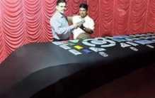 世界上最长最大的遥控器 是家中遥控器的20倍(4.5米长)