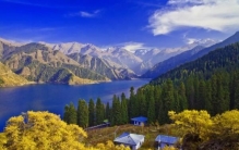 新疆十大最值得去的旅游景点：喀纳斯湖上榜，天山天池夺冠