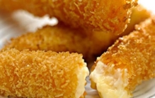 荷兰十大著名美食：盐酥鳕鱼居第三，炸肉卷名列前茅