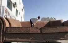 世界上最长的沙发 长度达到64.75米(诞生2009年)