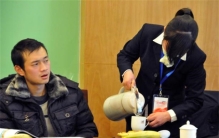 试用期员工被开除 理由居然是倒水太满（奇葩理由）