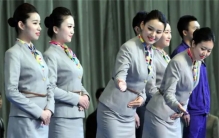 空姐这么漂亮 为啥没人愿意娶（空姐结婚）