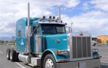 美国卡车的排气管道 为啥会朝上（美国卡车）