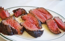 牛肉可以吃一份熟 为啥猪和鸡不同（牛肉食用）