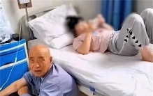 爷爷生病住院 孙女却霸占病床躺着玩手机（孝顺长辈）