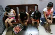 美发店成为卖淫窝点 20多名少女卖淫（组织卖淫）