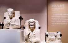 该文明为何会选择用石碑进行记载（古巴比伦文明）