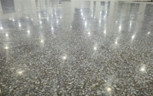 之前那么火的水磨石地面 为啥现在不见了（老式装修）