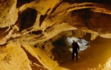 世界上最长的洞穴：勘探200年还未到尽头(目前长600米)