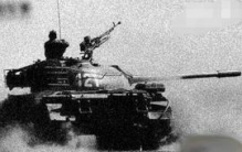 柴河沿战役死伤惨重，六名警察因公殉职(警方动用坦克增援)