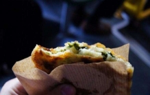 上海十大网红小吃：生煎包列居第三，阿大葱油饼名列榜首