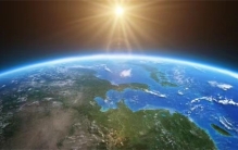 太阳光能照射多远 会到达宇宙的尽头吗？（光线传播）