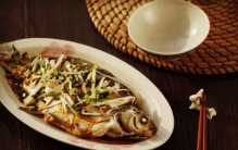 湖北十大名菜排行榜，清蒸武昌鱼夺得冠军