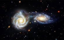 哈勃拍摄的星系碰撞 38亿年后银河系也这样（星系产生）