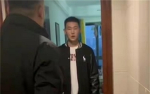 好吃懒做不去上班 居然一心傍富婆（走捷径）