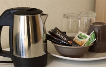 酒店里面的烧水壶 可能会被做这个？（酒店设备）