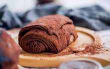 十大最好吃的网红零食排行：死神辣条上榜，第一是脏脏包