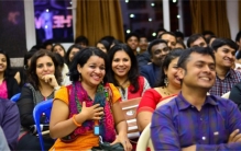 和大量印度人聚集在深圳 甚至还想长期驻扎（驻扎深圳）