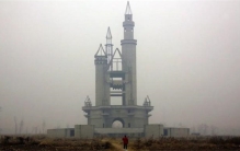 我国的两个烂尾工程 没有人敢接盘（超级烂尾楼）