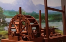 北极发现5.7万年前尸体，科学家担心有更危险的东西，人类该警惕