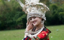 苗族的银饰那么好看 为啥游客不购买（苗族银饰）