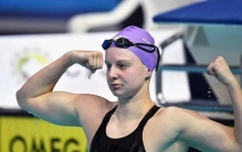 打破世界纪录，却没有参加过世锦赛，俄罗斯18岁蛙泳选手争了气