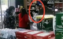 老板娘被小三杀害 小三是自己店员（家贼难防）