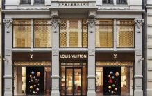 世界十大顶级时尚品牌：迪奥居第二，路易威登居榜首