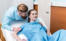 人类进化了几百万年，为何没有把生孩子的痛苦进化的小一些？