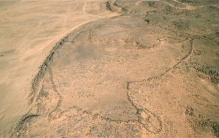 专家发现9000年前的巨型陷阱,在石器时代人类就掌握了几何学