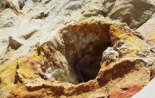 神秘托索湖畔金字塔之谜，竟是外星人遗址(自然形成铁管)