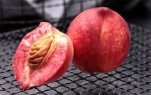 血桃曾经那么火 为啥现在没人买了（桃子品种）