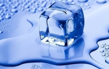 一块“七号冰”，真的能冻结地球上全部的海洋吗？它到底是什么物