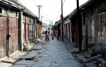 彭碑张百项之最之:中国自然村最罕见的石板街